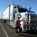 Outback - Roadtrains - Christoph Friedrich mit Zugmaschine - K-IMG_3137