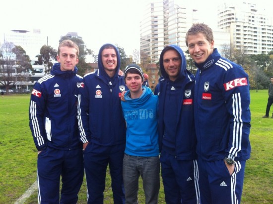 Fußball in Australien - Christoph Friedrich mit Profis von Melbourne Victory Fußball in Australien - Christoph Friedrich mit Profis von Melbourne Victory