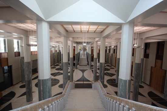 05 Parliament House Canberra - Entrance Columns - IMG_3652